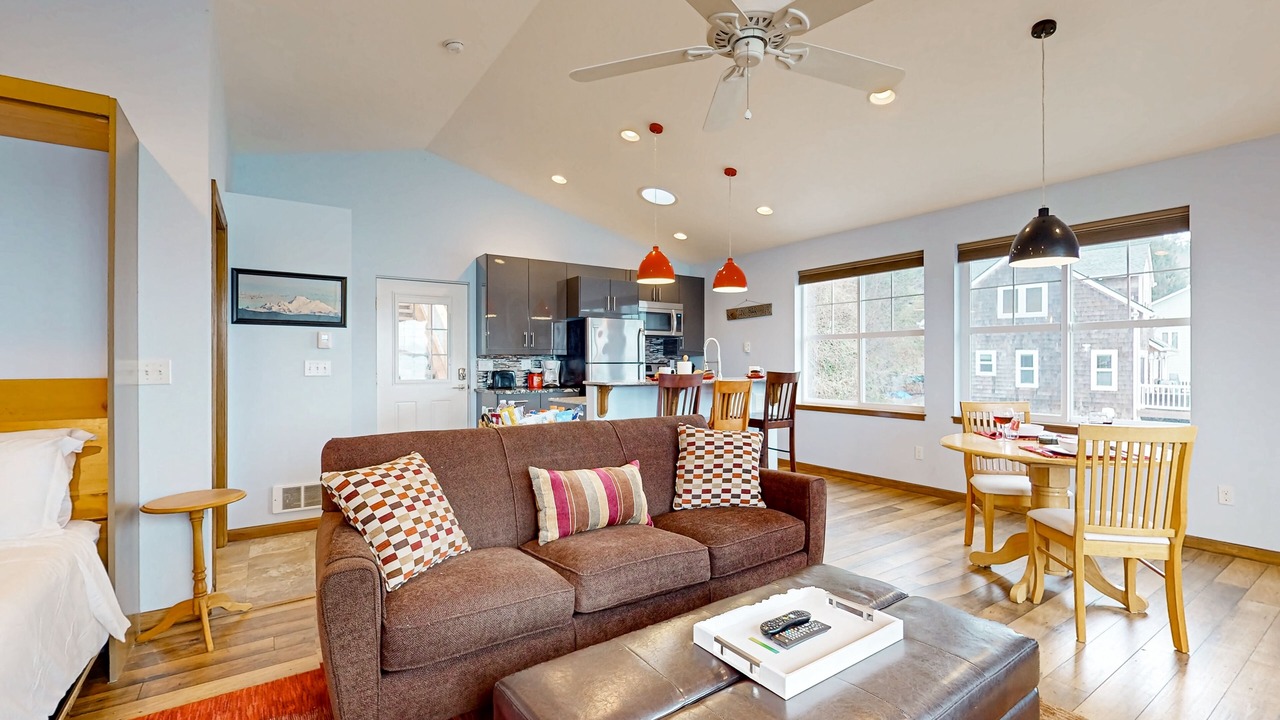 Photo of Livingroom in Camano Island