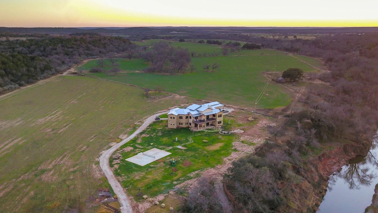 Photo of Others in Goldthwaite