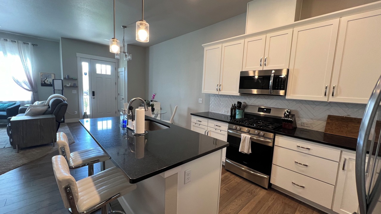Photo of Kitchen in Centerra