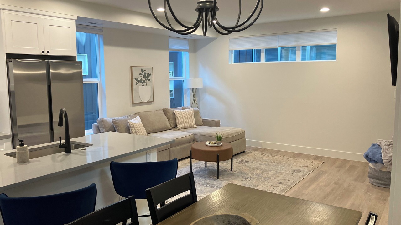 Photo of Livingroom in University Hills