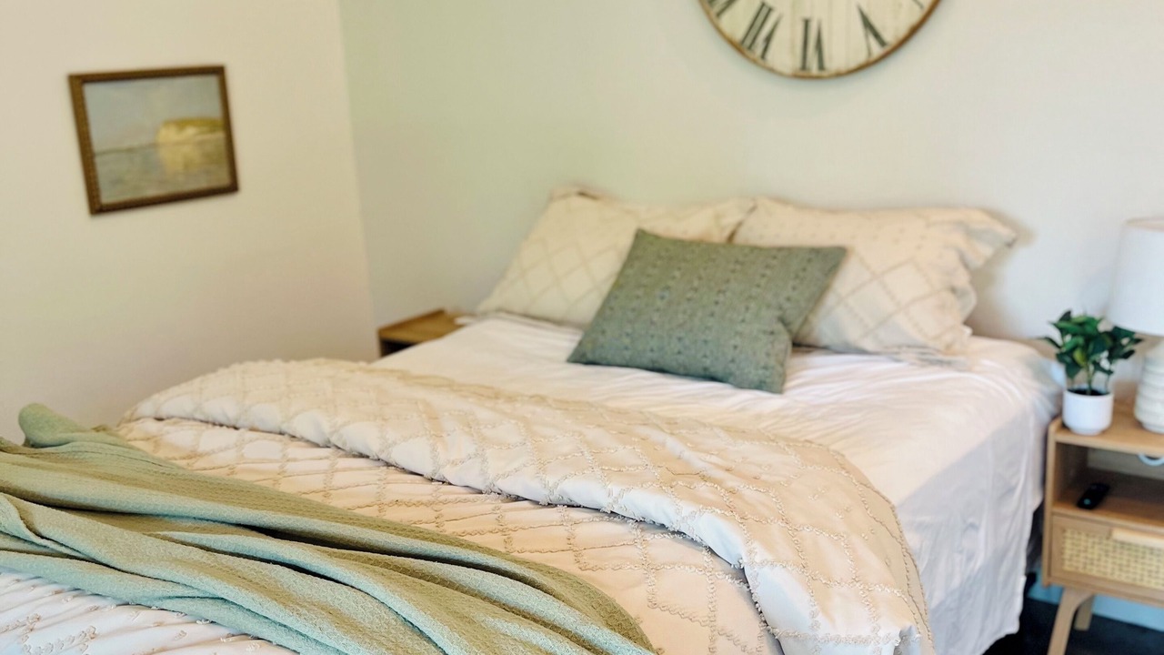 Photo of Bedroom in Shadow Mountain