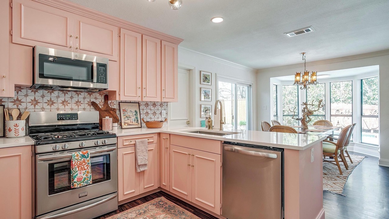 Photo of Kitchen in Westworth Village