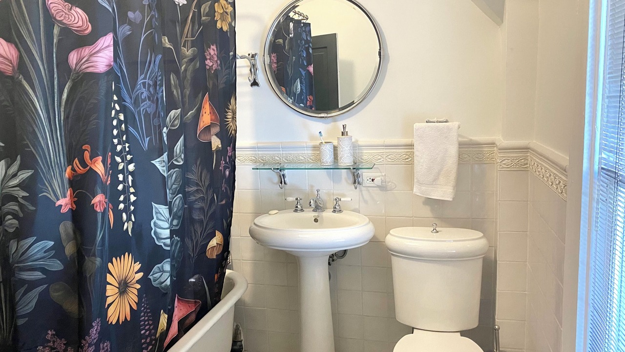 Photo of Bathroom in Speer