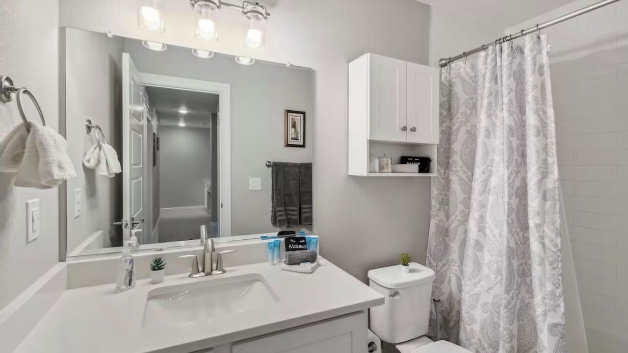 Photo of Bathroom in Commerce City