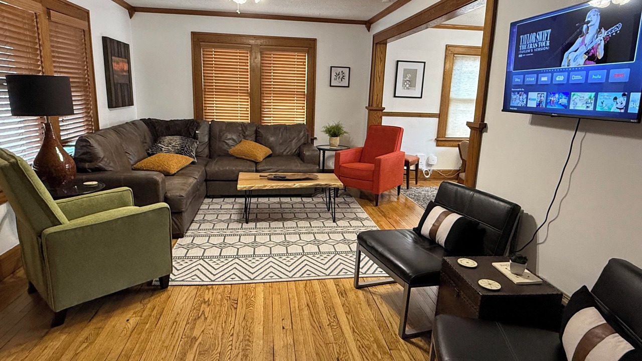 Photo of Livingroom in Des Moines