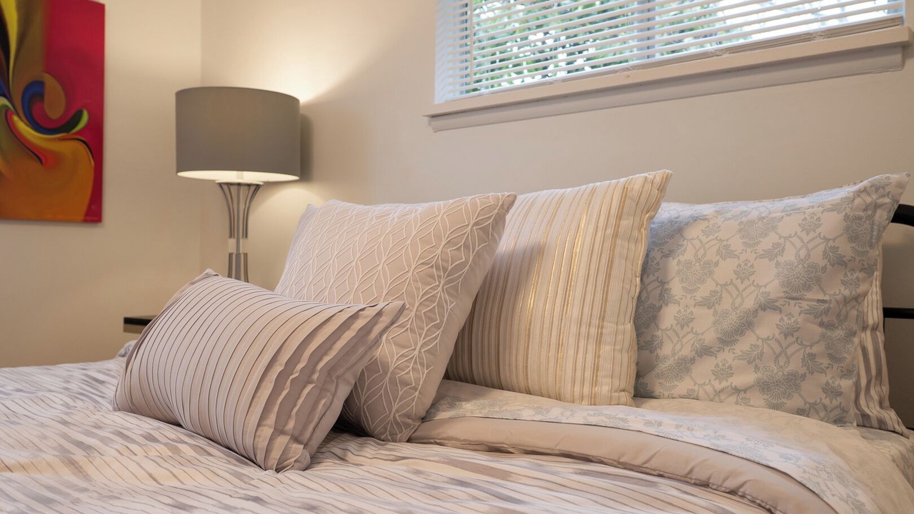 Photo of Bedroom in Burien