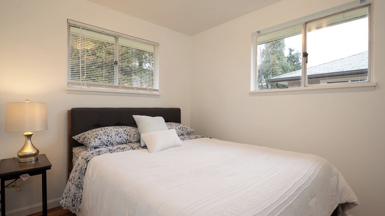 Photo of Bedroom in Burien
