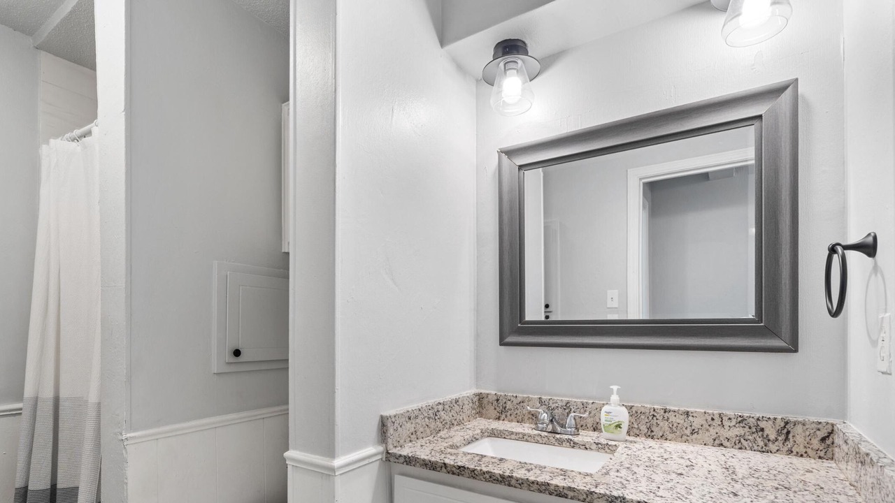 Photo of Bathroom in Central Oklahoma City