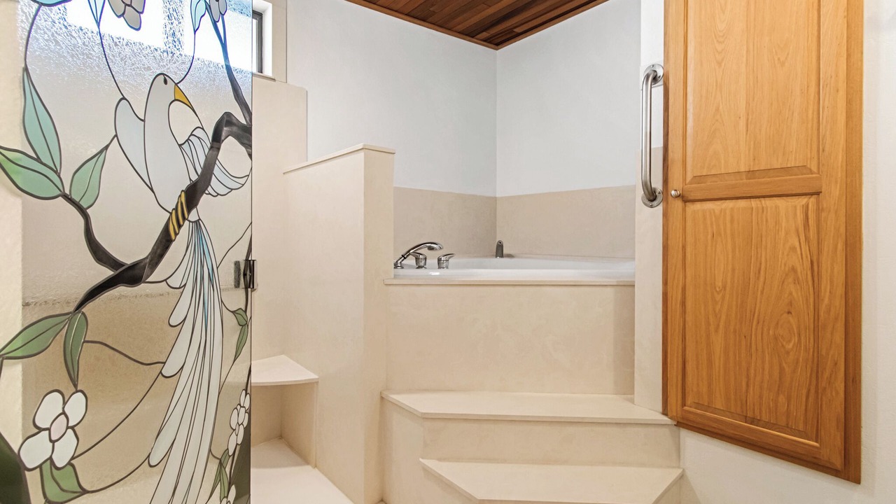 Photo of Bathroom in Gem County