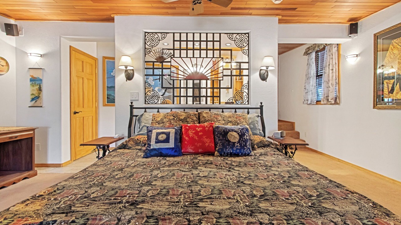 Photo of Bedroom in Gem County