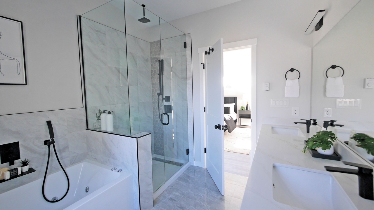 Photo of Bathroom in Columbia City
