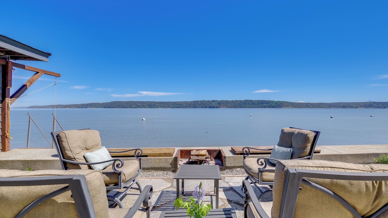 Photo of Patio Balcony in Camano Island
