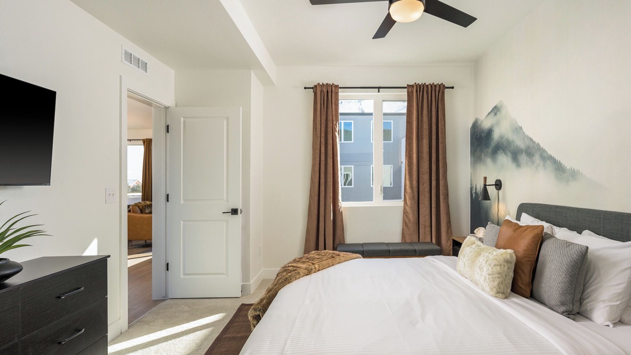 Photo of Bedroom in Wheat Ridge