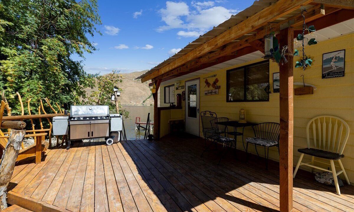 Photo of Patio Balcony in Huntington