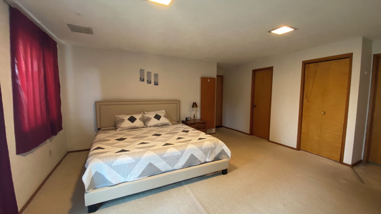 Photo of Bedroom in Omak