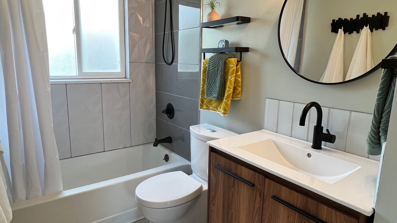 Photo of Bathroom in Park East