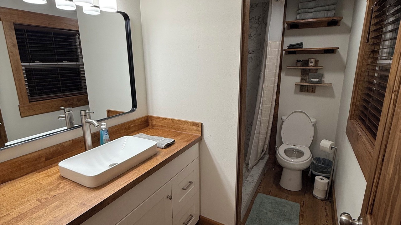 Photo of Bathroom in Kirby