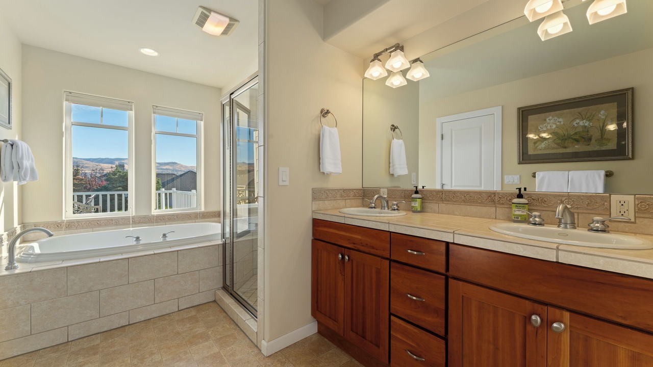 Photo of Bathroom in Wapato Point