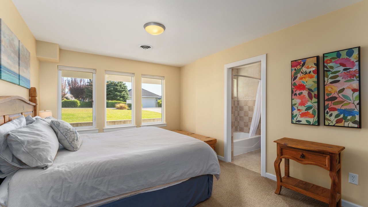 Photo of Bathroom in Wapato Point