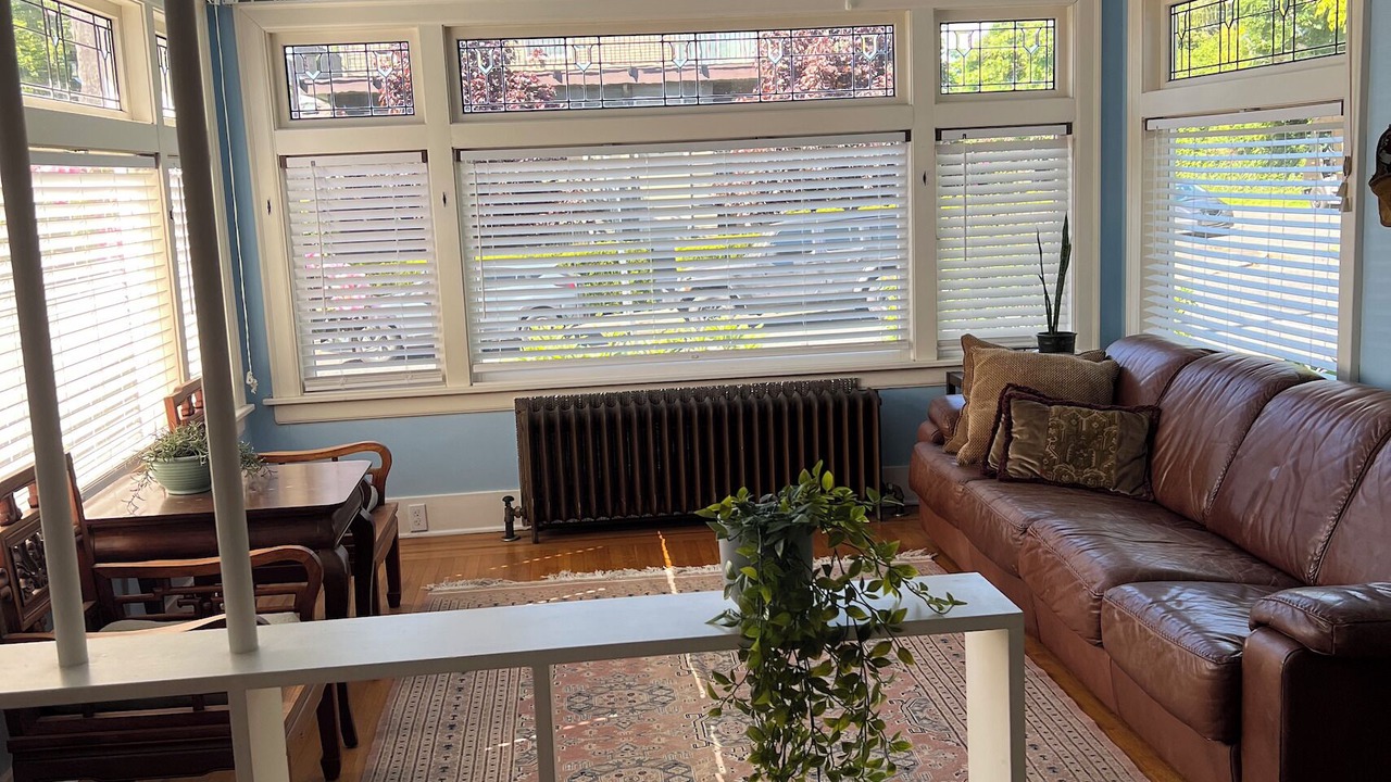 Photo of Livingroom in Columbia City