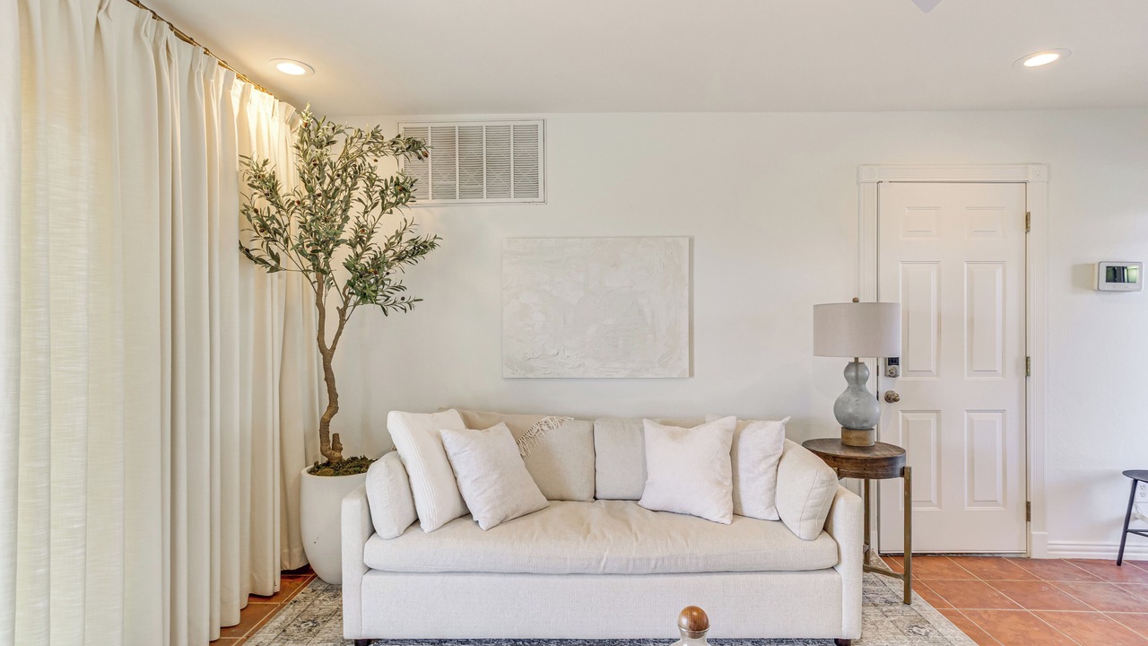 Photo of Livingroom in Medicine Park
