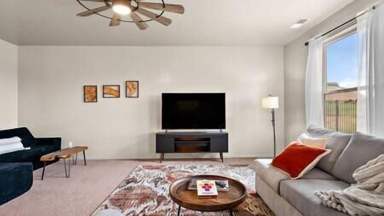 Photo of Livingroom in Caldwell