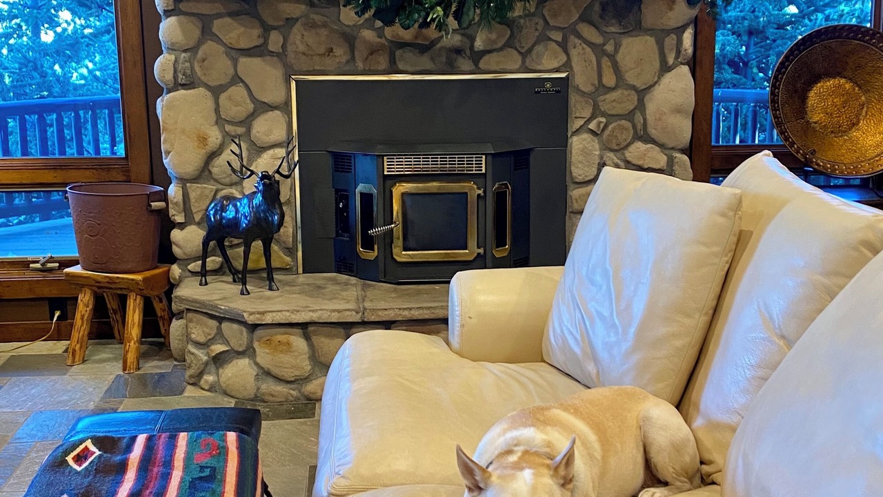 Photo of Bedroom in Grand Lake