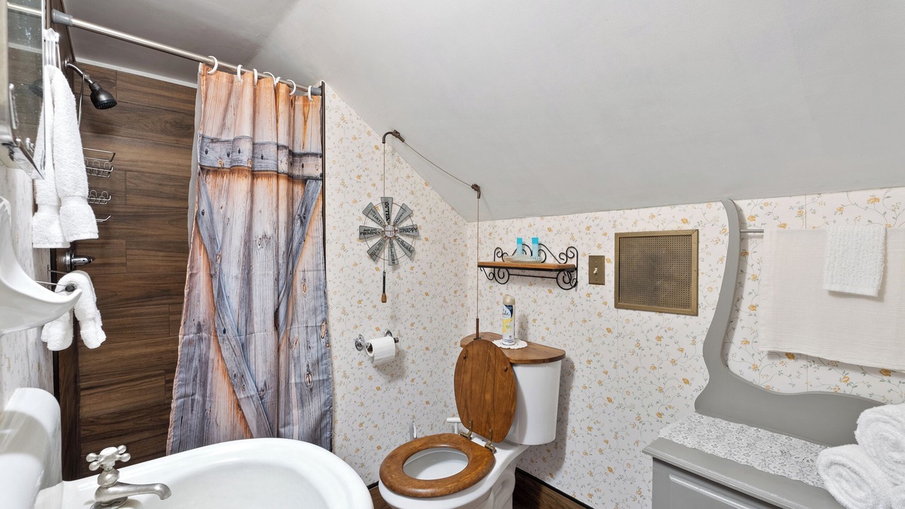 Photo of Bathroom in Milton-Freewater