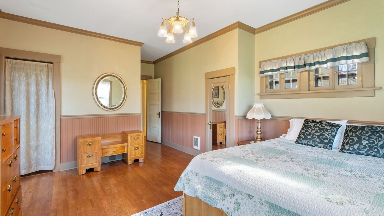 Photo of Bedroom in Milton-Freewater