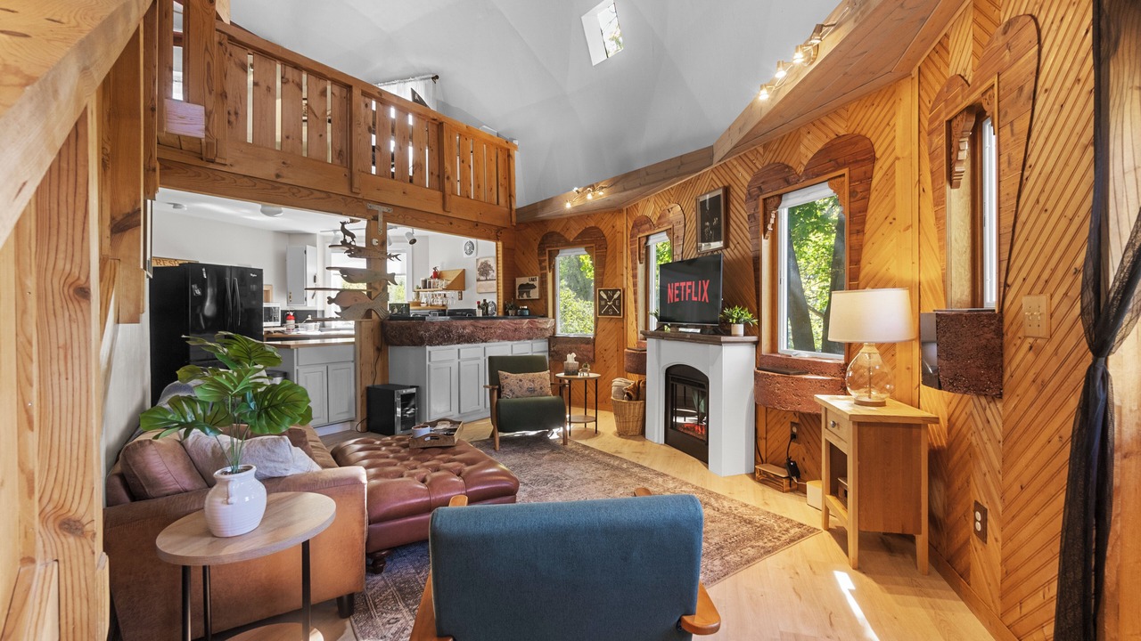 Photo of Livingroom in Chelan