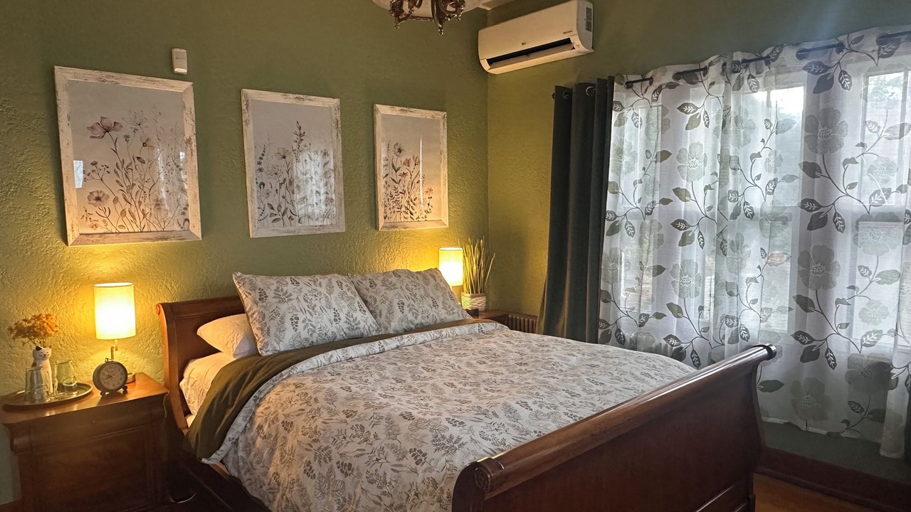 Photo of Bedroom in Silver Hill