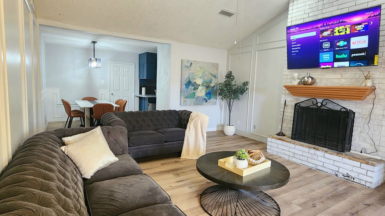 Photo of Livingroom in Odessa