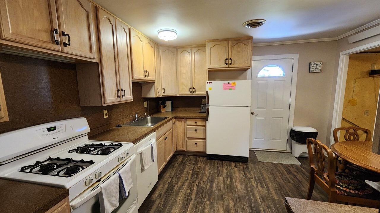 Photo of Kitchen in Lonergan