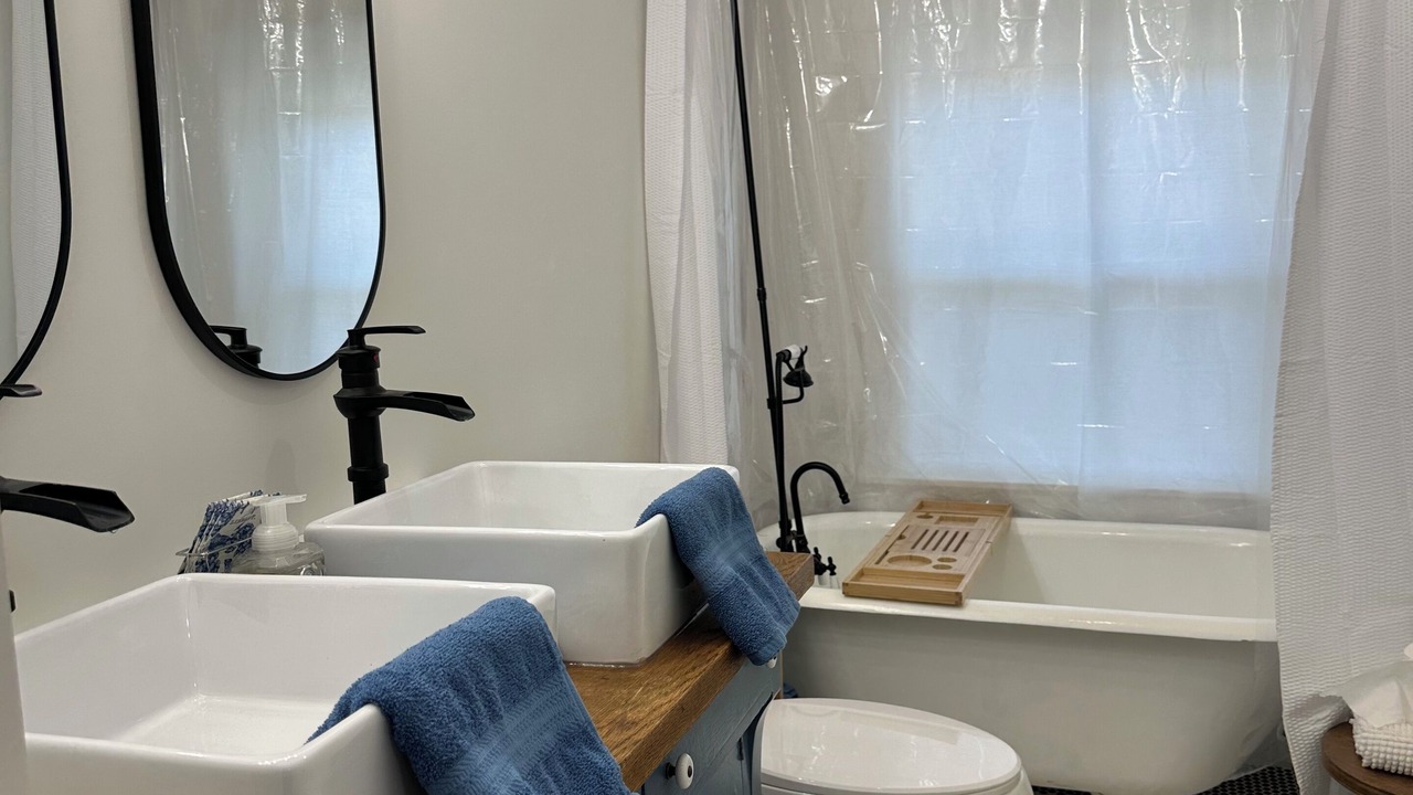 Photo of Bathroom in Wahoo