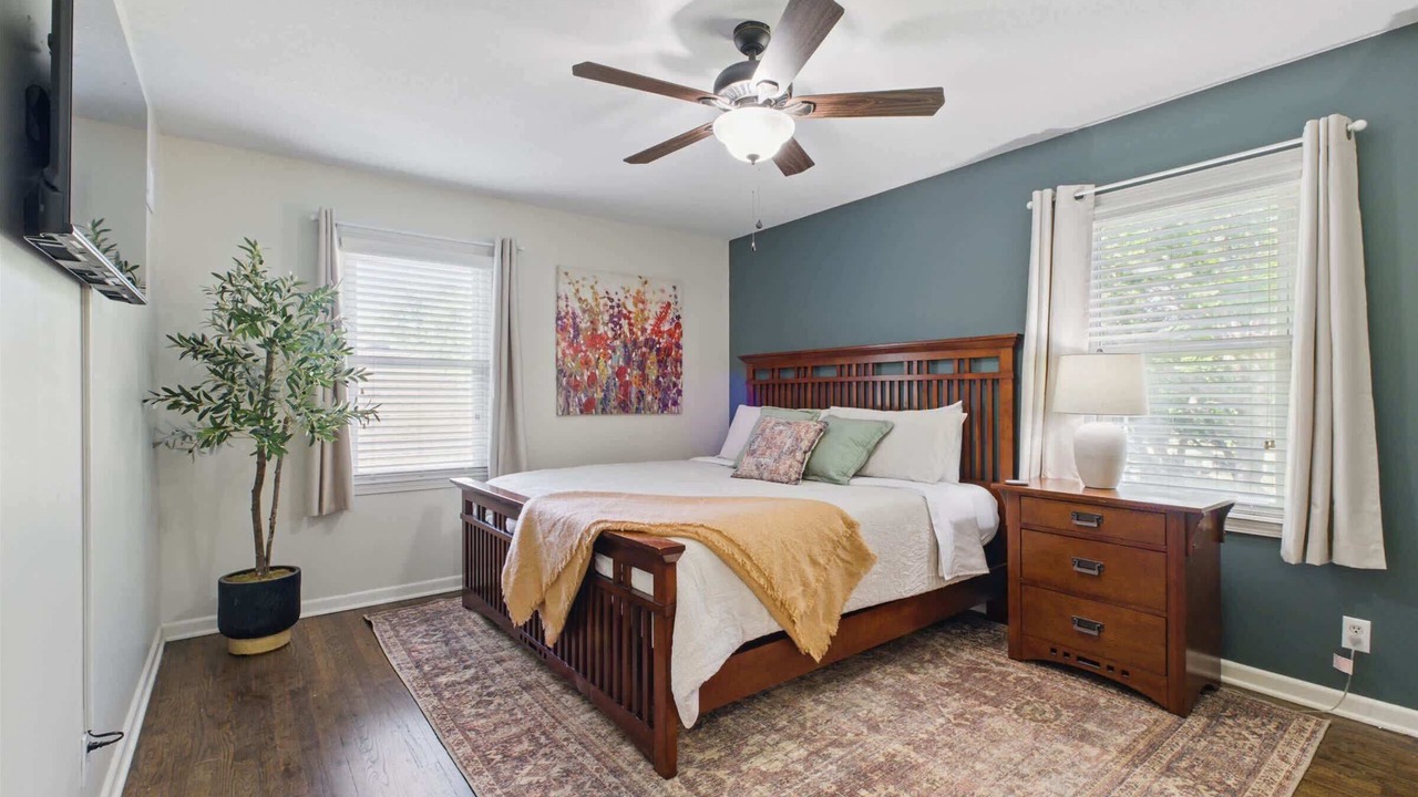 Photo of Bedroom in Overland Park