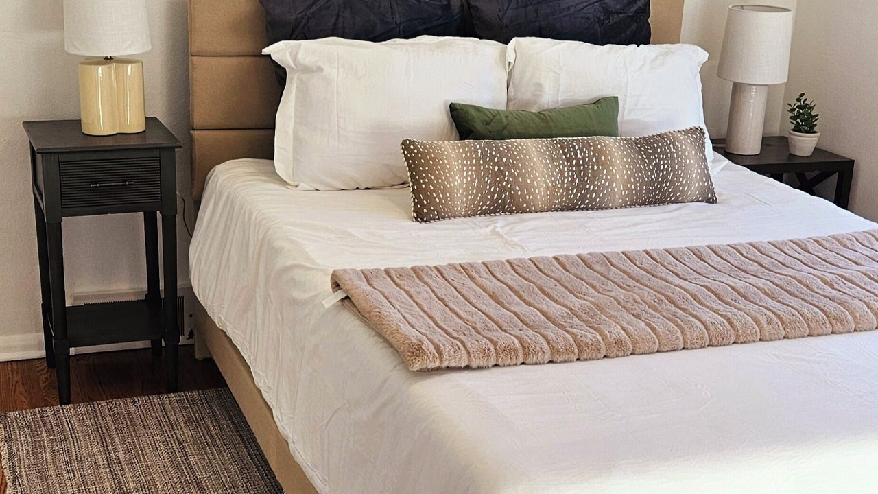 Photo of Bedroom in Seattle Metro Area