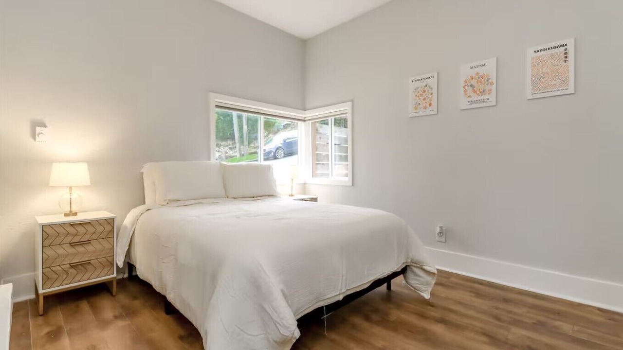 Photo of Bedroom in North Beacon Hill