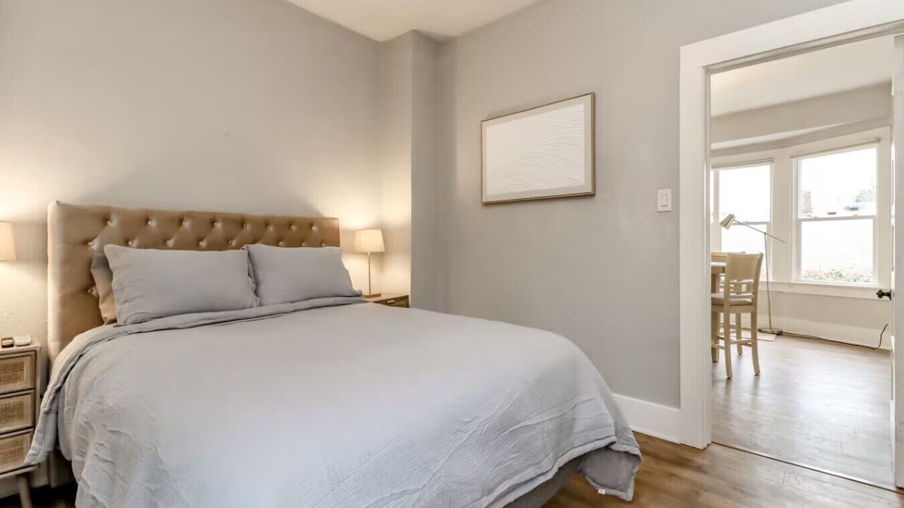 Photo of Bedroom in North Beacon Hill