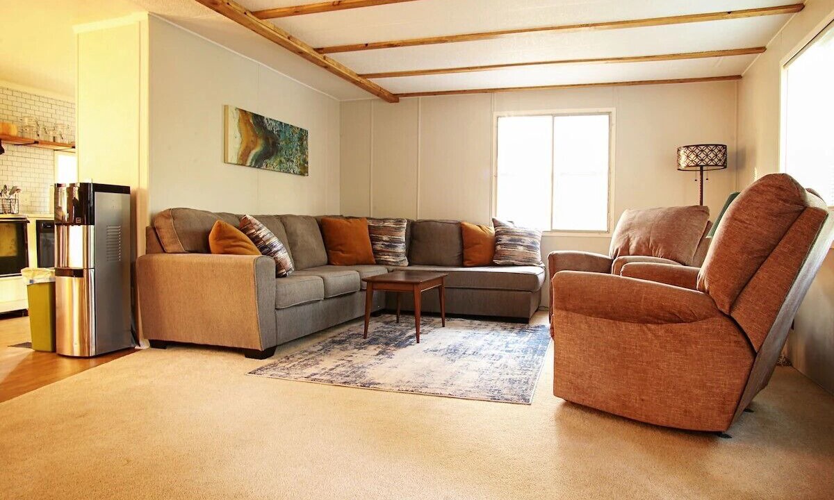 Photo of Livingroom in Garden Valley