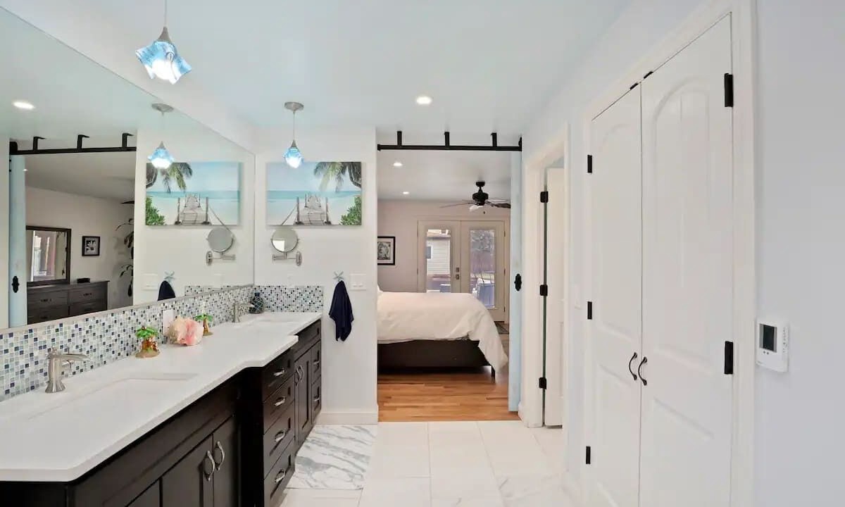 Photo of Bathroom in University Park