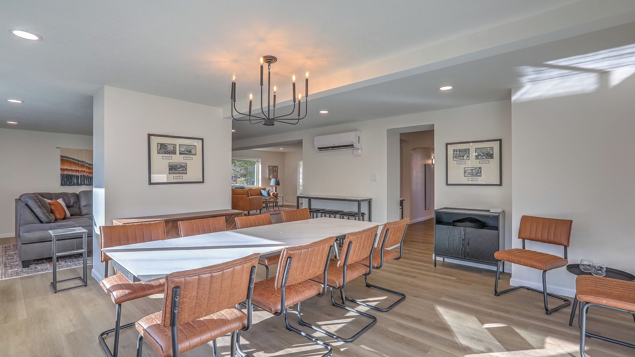 Photo of Bedroom in Near North Valley