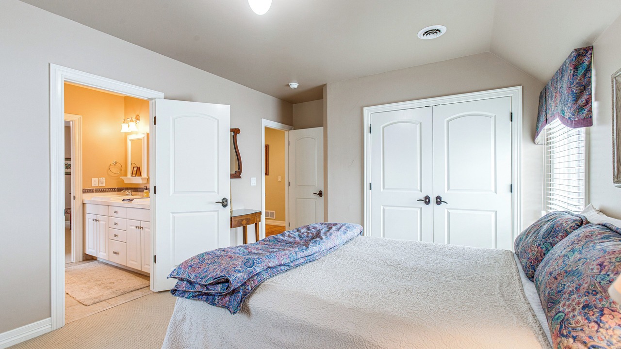 Photo of Bedroom in University Park