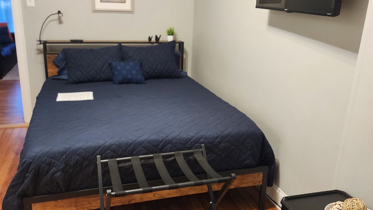 Photo of Bedroom in Downtown