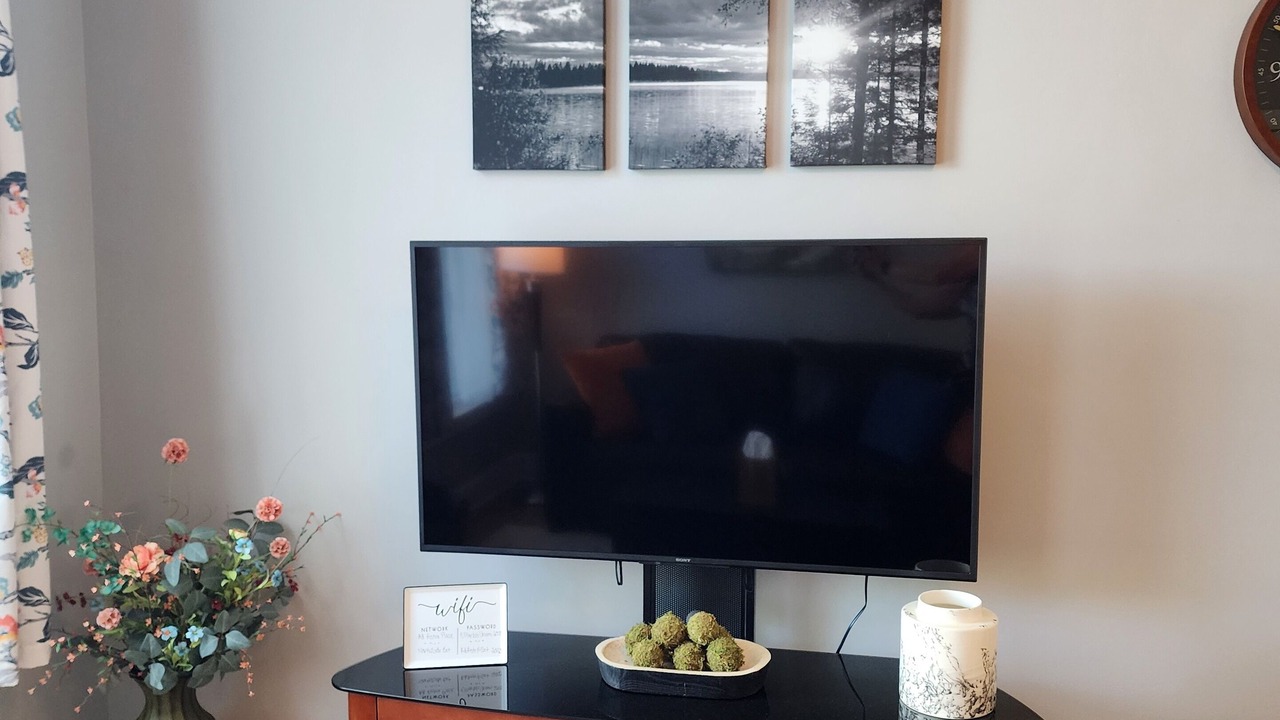 Photo of Livingroom in Downtown