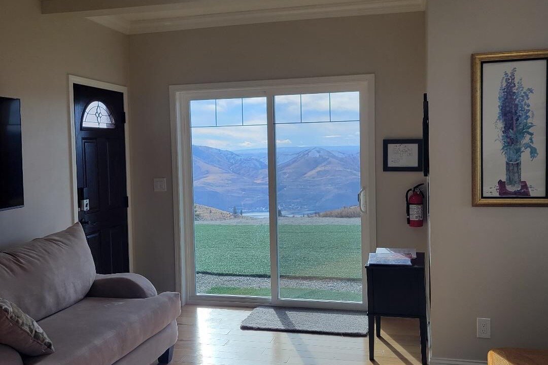 Photo of Livingroom in Chelan