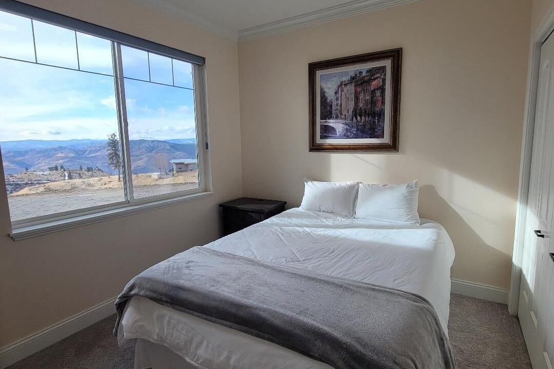 Photo of Bedroom in Chelan