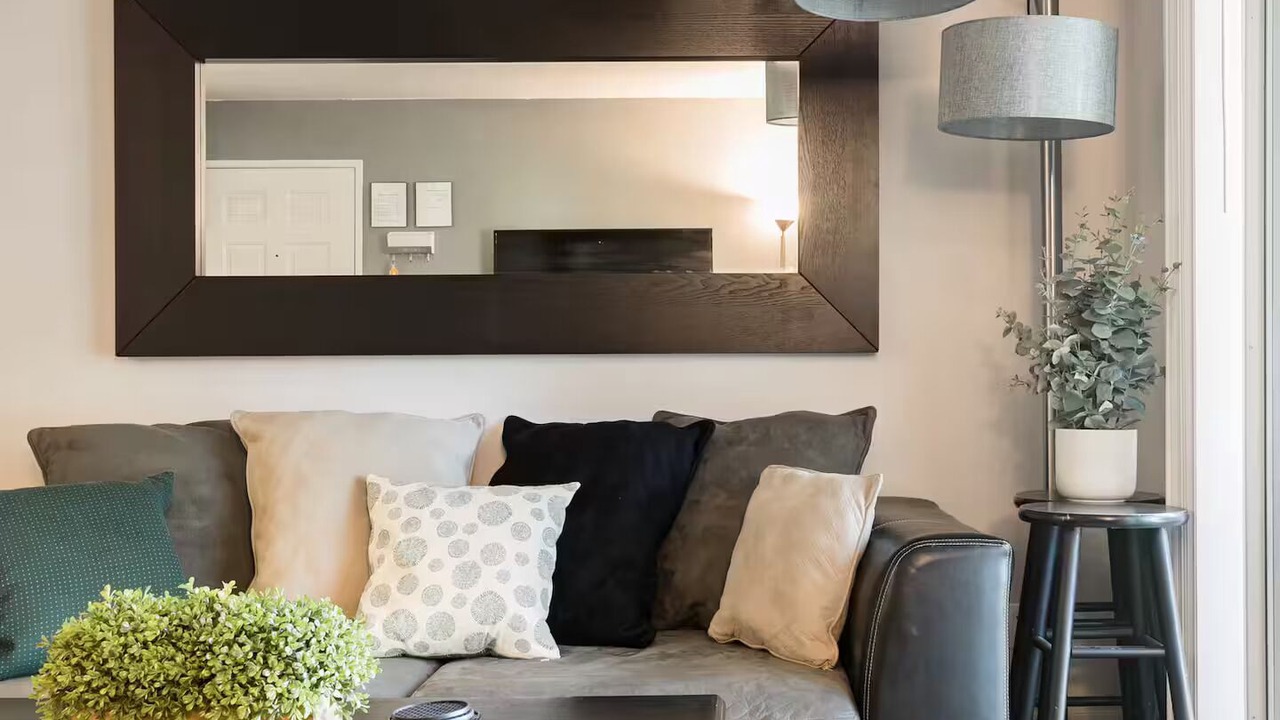 Photo of Livingroom in Walnut Grove