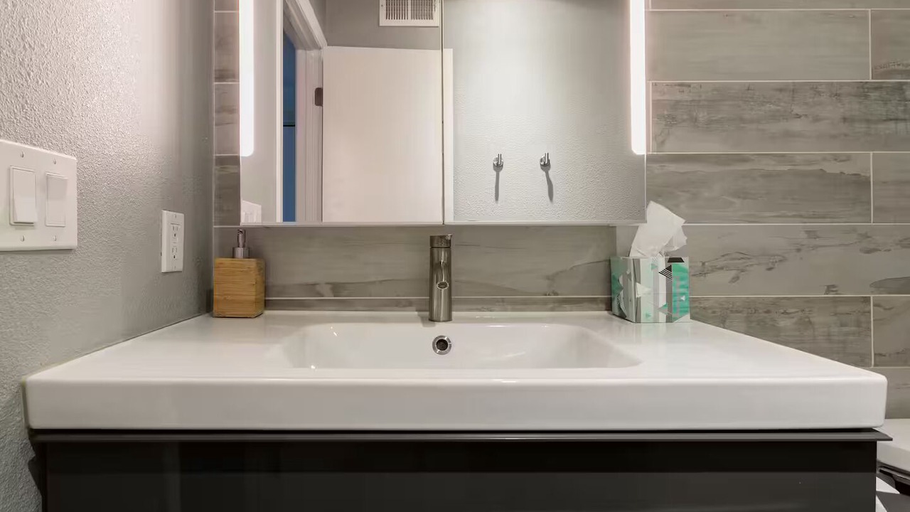 Photo of Bathroom in Walnut Grove