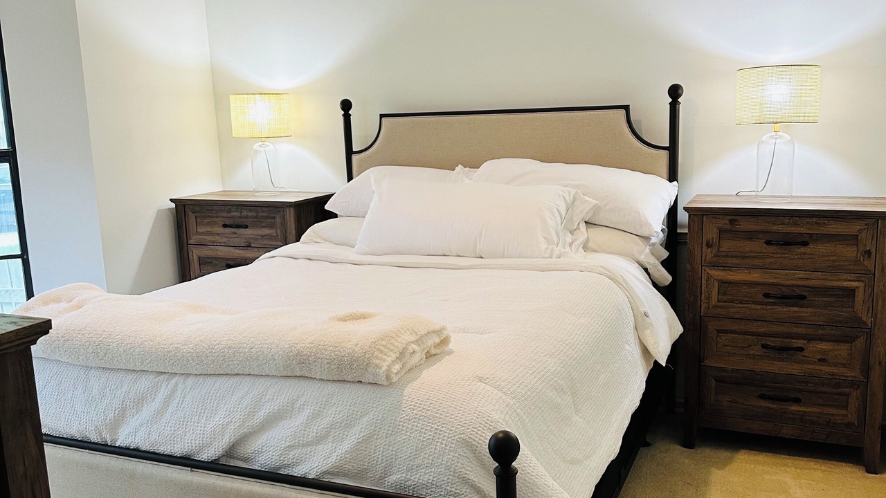 Photo of Bedroom in Lenexa