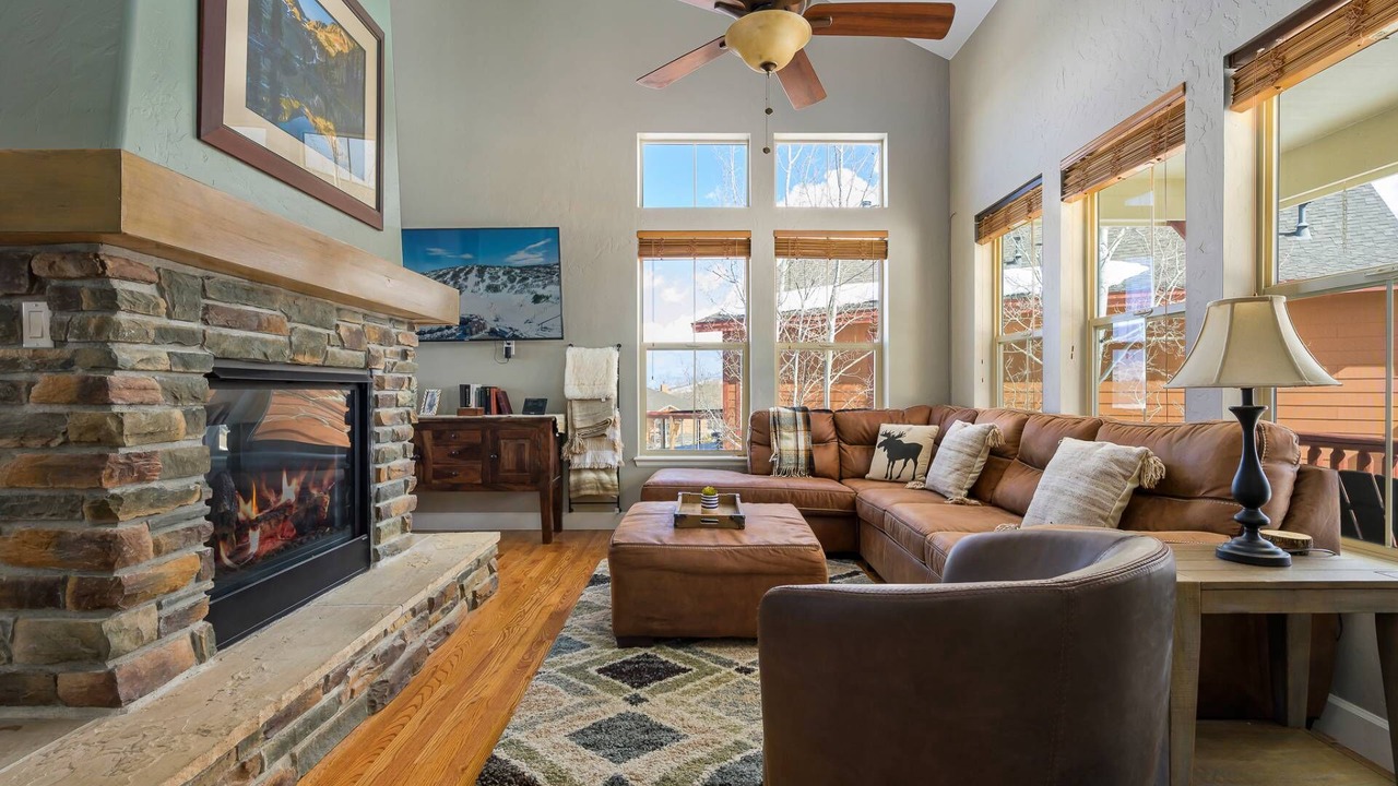 Photo of Livingroom in Silvercreek